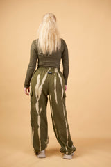 Bamboo Tie-Dye Cotton Sweatpants in Khaki/Off-White