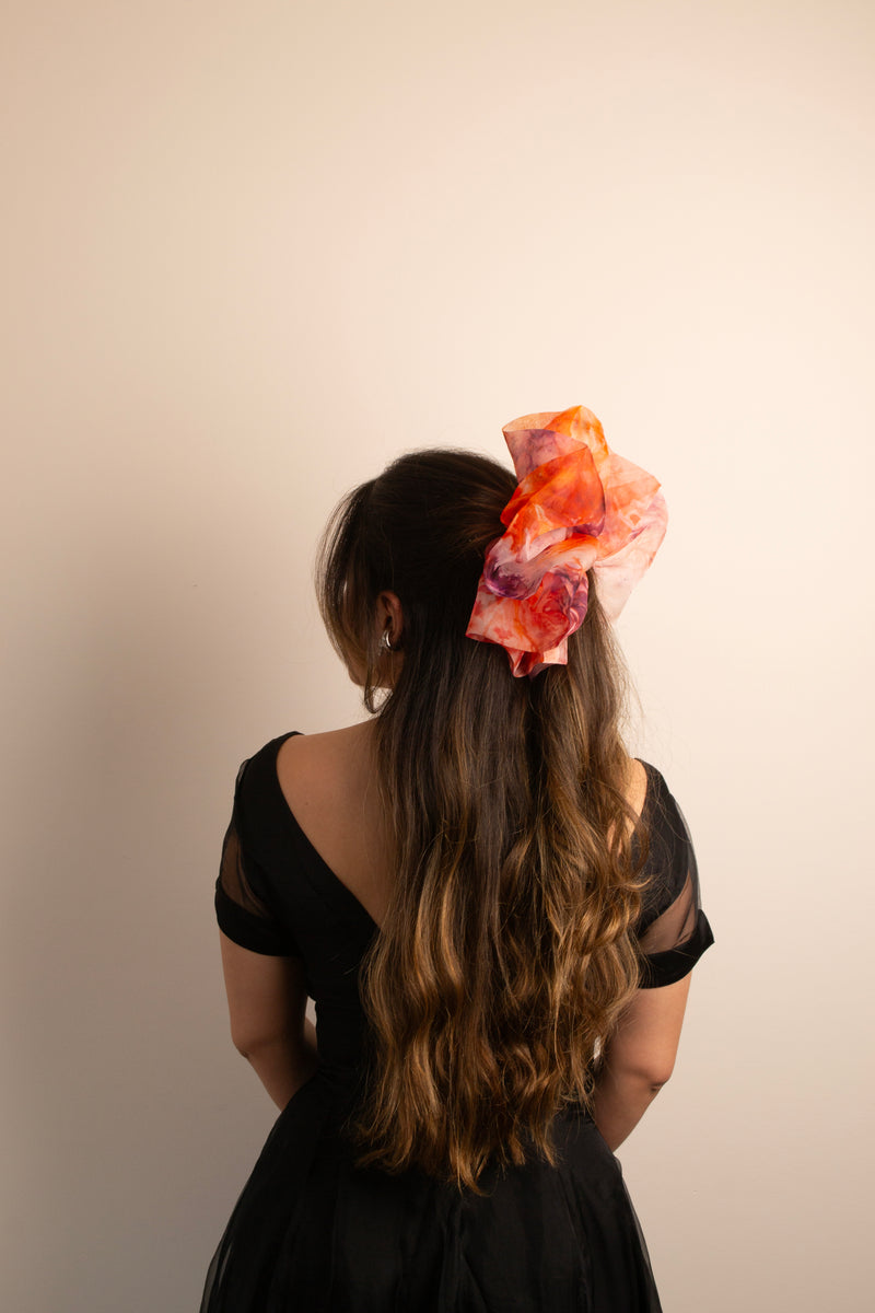 Giga Scrunchie in African Dusk Dye