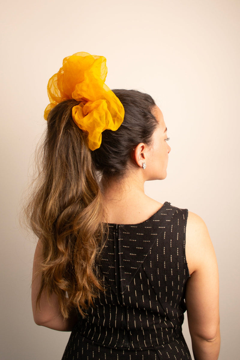 Giga Scrunchie in Yellow Poppy Crush Dye