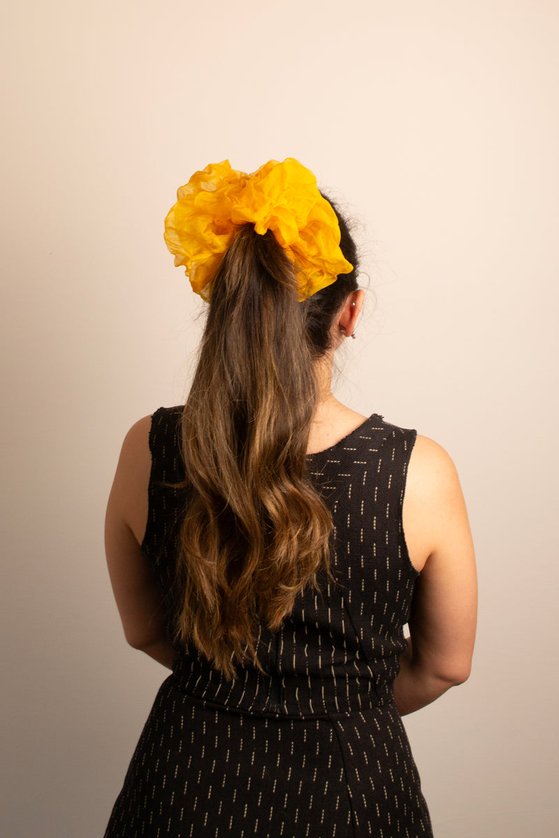 Mega Scrunchie In Yellow Poppy Crush Dye