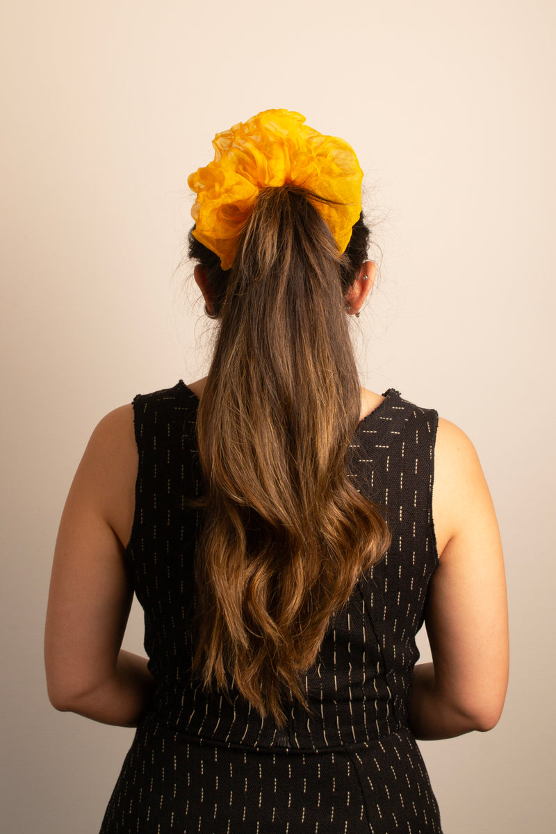 Mini Scrunchie In Yellow Poppy Crush Dye