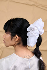 Giga Scrunchie in Black and White Feather Stroke Dye
