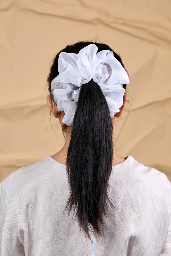 Mega Scrunchie In Black and White Feather Stroke Dye