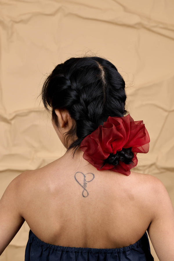 Mega Scrunchie In Black Velvet Rose Dip Dye
