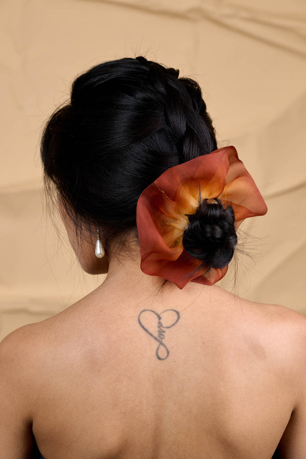 Mini Scrunchie In Bark's Resin Dip Dye