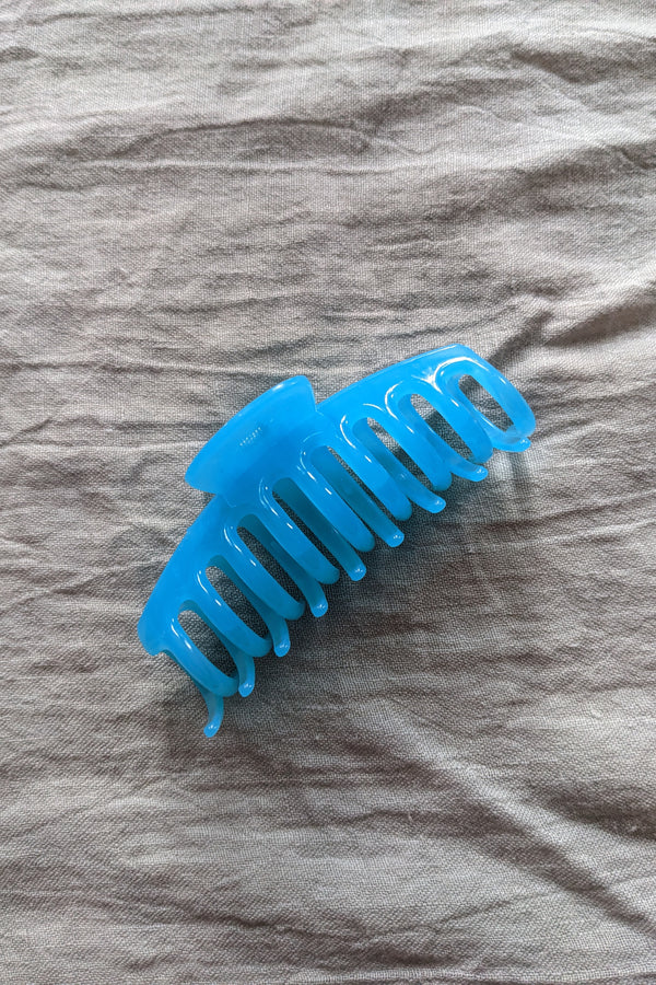 Matte Light Blue Transparent Medium Claw Clip