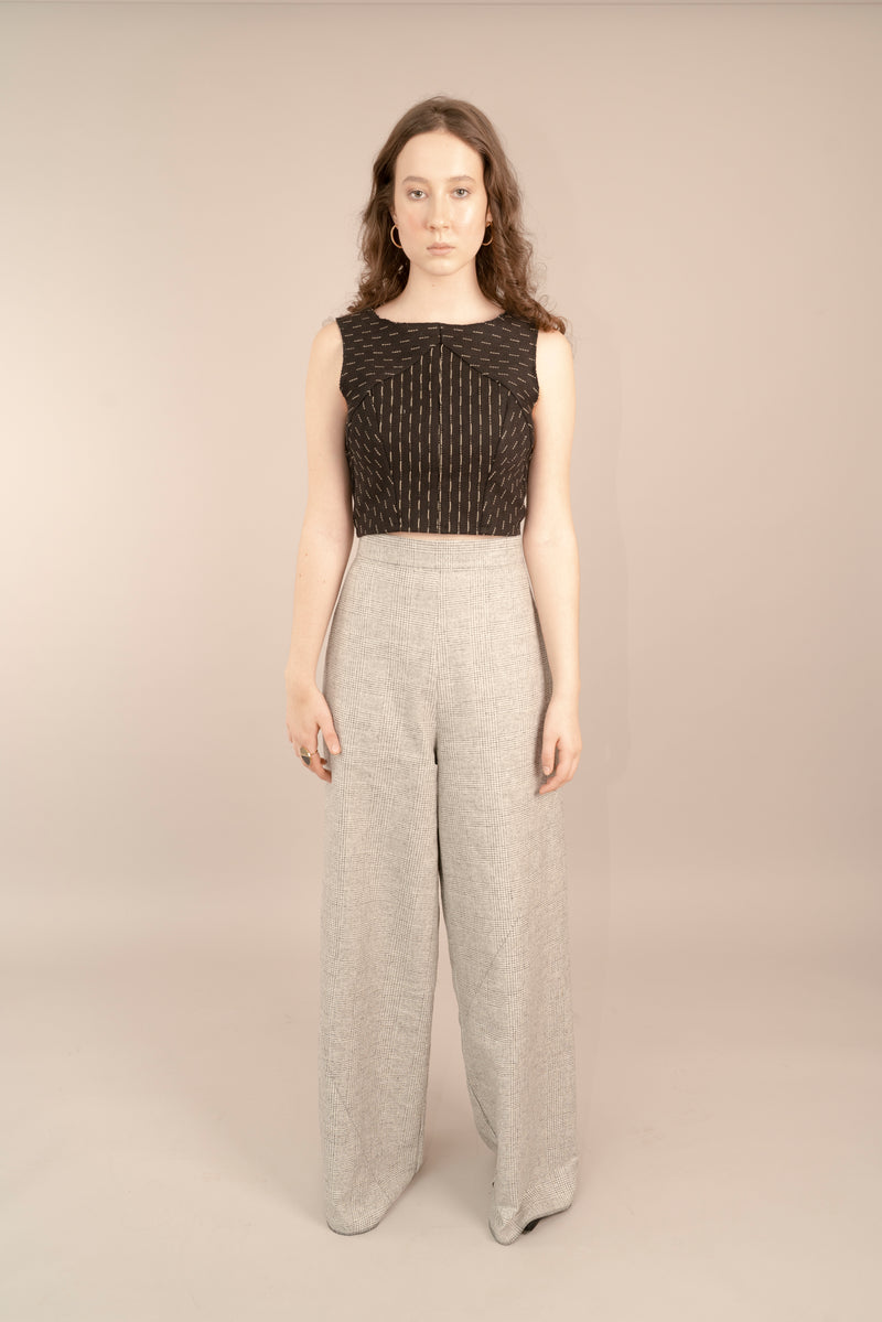 The Graphite Sleeveless Crop Top - Gliese 504